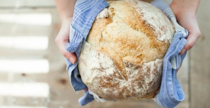 Pane mai così caro in Europa: prezzi aumentati del 18% rispetto al 2021