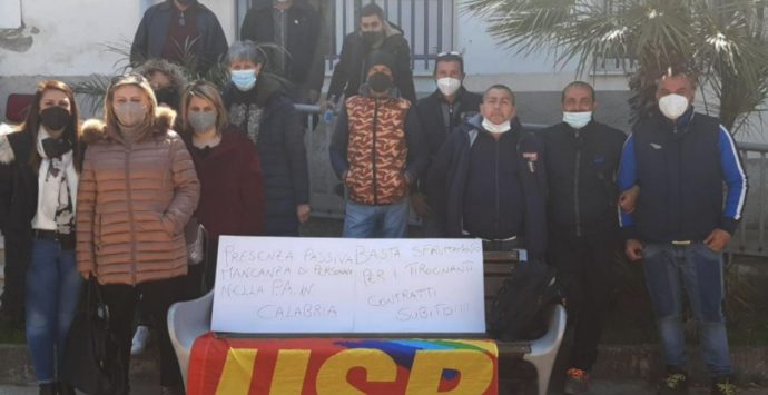 Tirocinanti in protesta, il sindacato Usb: «Oltre 4mila lavoratori da stabilizzare»