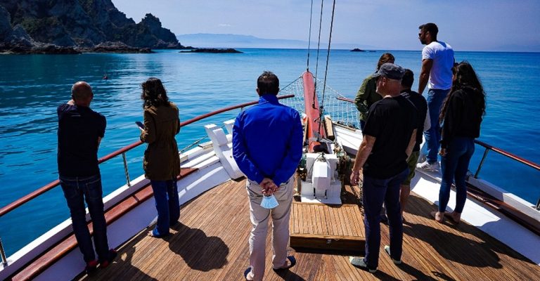 Tropea-Capo Vaticano a bordo di un caicco: emozioni al Tropea Experience