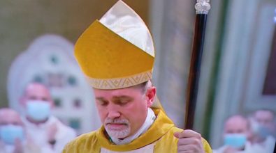 Pasqua, messaggio del vescovo ai fedeli: «Molti i motivi di apprensione e difficoltà»