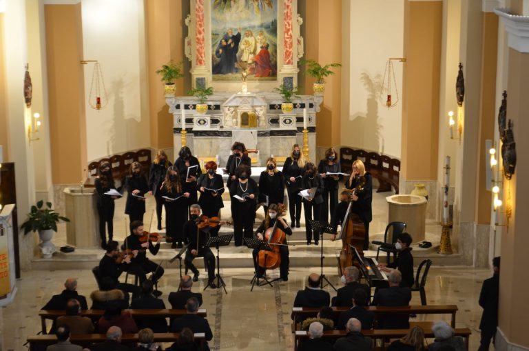 Mileto, turbinio di emozioni per lo “Stabat Mater” del maestro Pergolesi