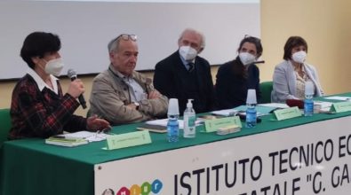 Vibo: al “Galilei” incontro con gli scrittori Sabrina Caregnato e Dario Galimberti