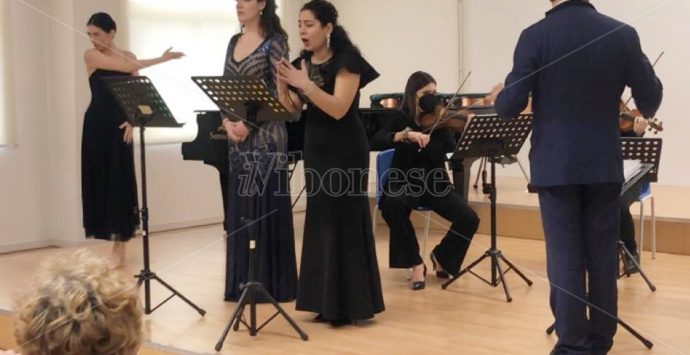 Dall’Ucraina a Vibo Marina: al Vespucci il concerto delle tre soliste del teatro di Odessa