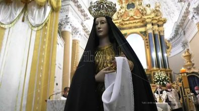 Pasqua nel Vibonese, a Dasà la discesa e l’intronizzazione della Madonna della Consolazione – Foto/Video