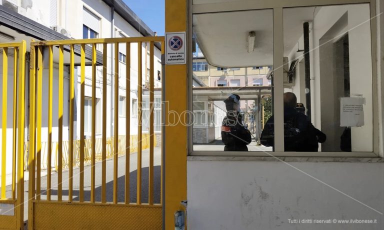 Vibo, ennesima aggressione nell’ospedale: unanime la condanna della politica