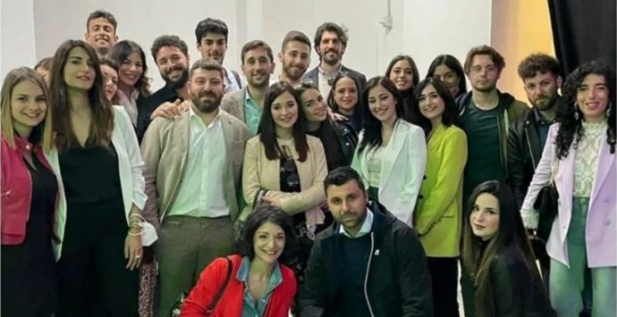 Pizzo, inaugurata la sede elettorale di De Pasquale: ospiterà il “Visioni in lab”