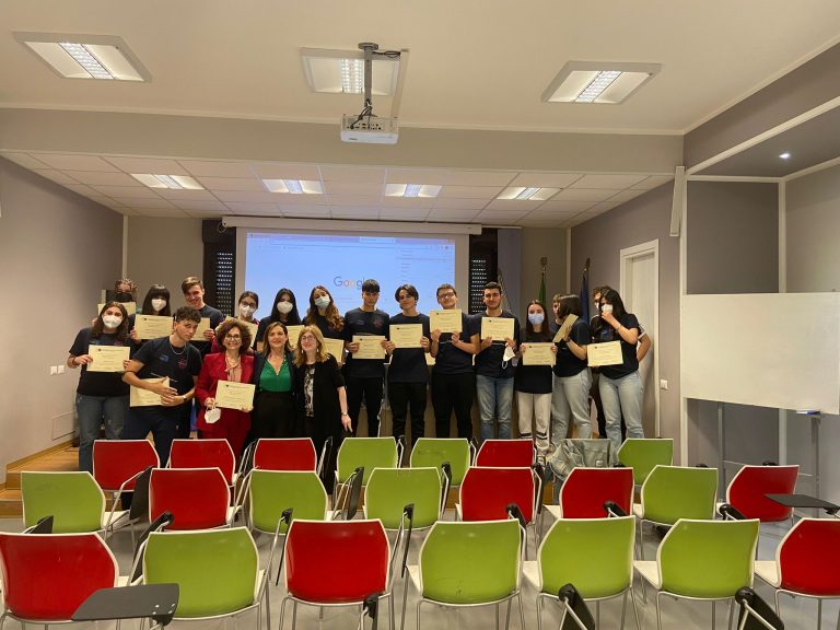 Contest Etwinning, al Liceo “Berto” di Vibo premiazioni e consegna di attestati