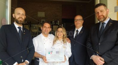 La cucina dello chef Giuseppe Romano conquista il premio dell’ospitalità e dell’italianità – Video