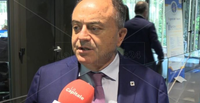 Elezioni, Gratteri: «Non votate chi promette posti di lavoro»