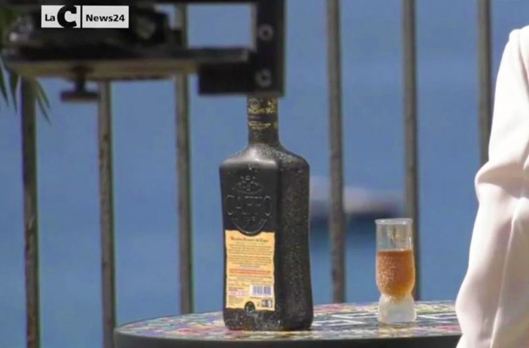 Capo Vaticano e Tropea set del nuovo spot del Vecchio Amaro del Capo: «È da qui che siamo partiti» – Video