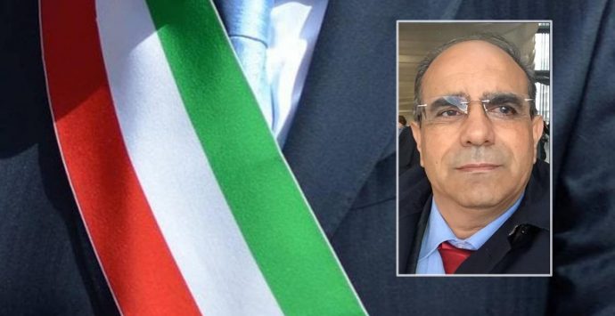 San Costantino Calabro, l’ex consigliere provinciale Corigliano si candida a sindaco