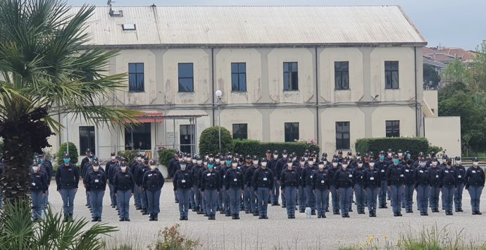 Vibo, alla scuola di Polizia il “Memorial day” per ricordare tutti gli agenti caduti – Foto