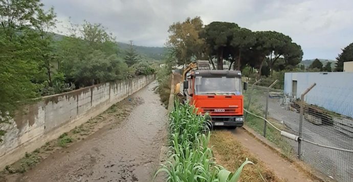 Bivona, avviata la pulizia del torrente Sant’Anna