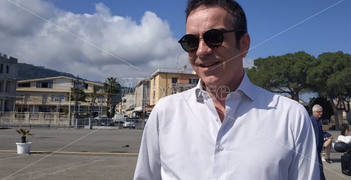 Occhiuto: «Ho assunto i medici cubani per non chiudere gli ospedali»