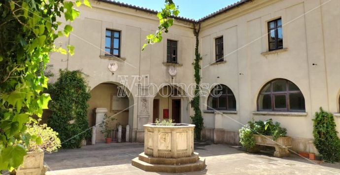 Manca personale, il Sistema bibliotecario vibonese costretto a ridurre l’orario di apertura