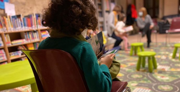 Al Sistema bibliotecario vibonese letture ad alta voce e laboratori per adulti e bambini