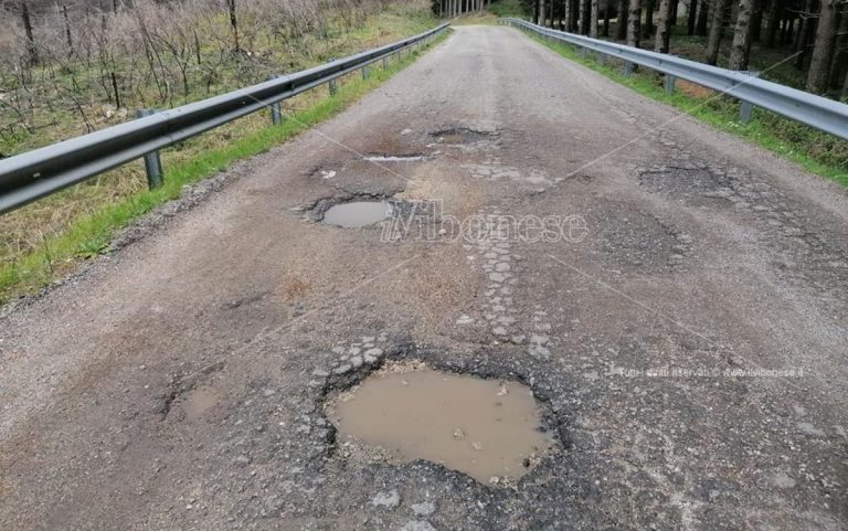 Provinciali “colabrodo”, il sindaco di Nardodipace a Solano: «Lavori fatti male, è una vergogna»