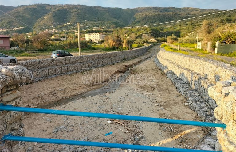 Lavori sul torrente Agnone a Joppolo, il sindaco: «Fondi usati per altro»