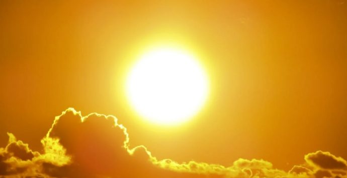 Con Caronte arriva l’estate e il caldo record: anche in Calabria si sfioreranno i 40 gradi