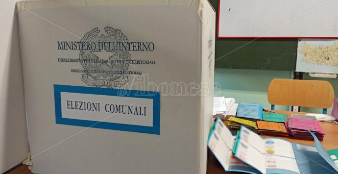 Comunali, insediati i seggi elettorali: nel Vibonese si vota in sei centri