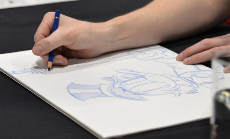 L’arte del fumetto: alla Biblioteca comunale di Vibo il corso formativo con l’illustratore Angelo Lo Torto