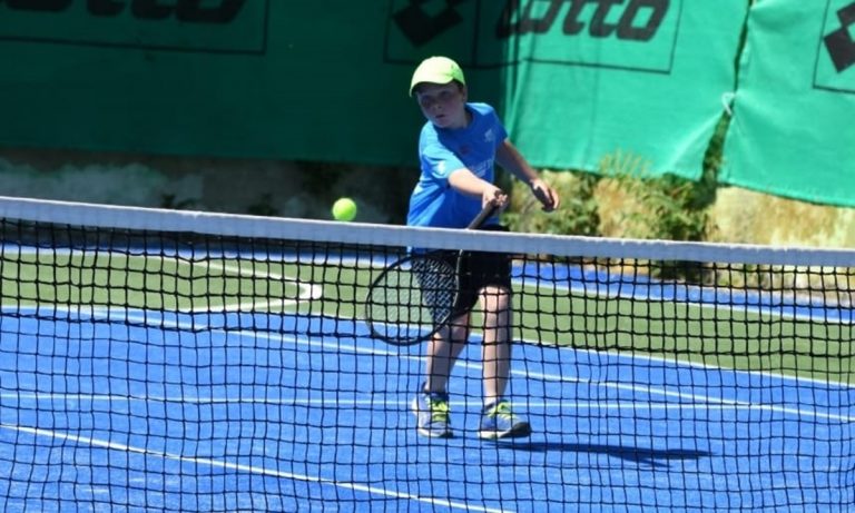 Il piccolo tennista vibonese Michele Accorinti è campione regionale