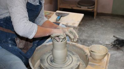 I vasai di Calabria, la storia della lavorazione dell’argilla nel libro di Michele Furci