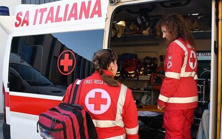 Emodializzati e malati oncologici del Vibonese: accordo Asp-Croce Rossa per il servizio di trasporto