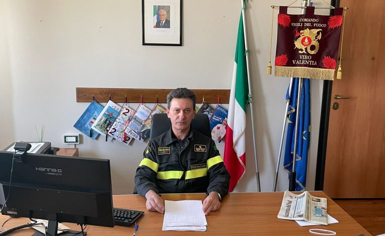 Vibo, cambio di guardia al Comando dei vigili del fuoco: torna Antonino Casella