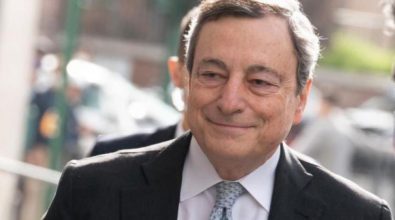 Draghi si è dimesso, dopo una breve comunicazione alla Camera è salito al Quirinale