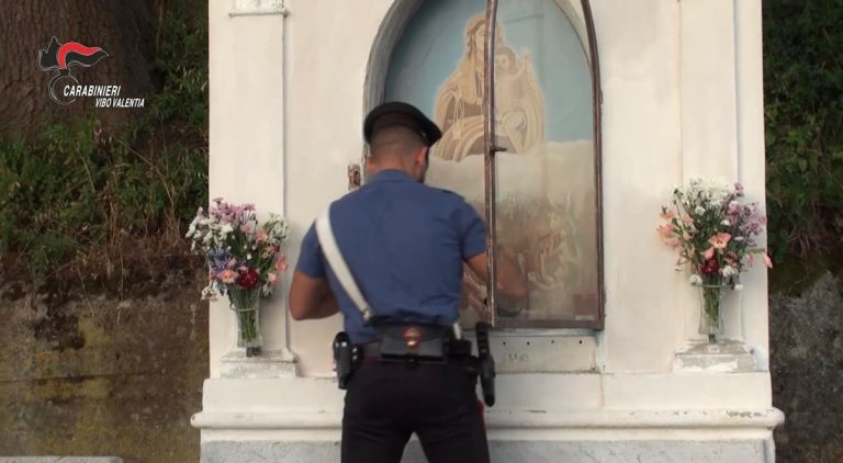 Droga nascosta nell’edicola votiva della Madonna, tre arresti a Zungri – Video