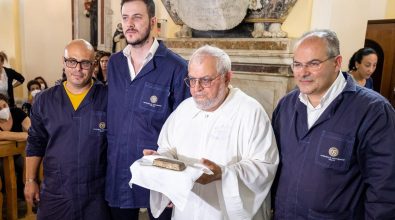 Capistrano, dal maestro Affidato due corone per la Madonna della Montagna di Polsi – Foto