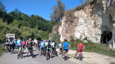 La “Jonadi in bici” centra l’obiettivo di promuovere il ciclismo e il territorio