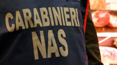 Calabria, in malattia vendeva dolciumi: denunciato dipendente pubblico
