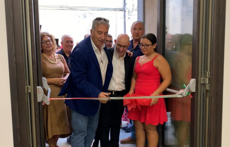 Pizzo, un successo l’inaugurazione del Palazzo della Cultura