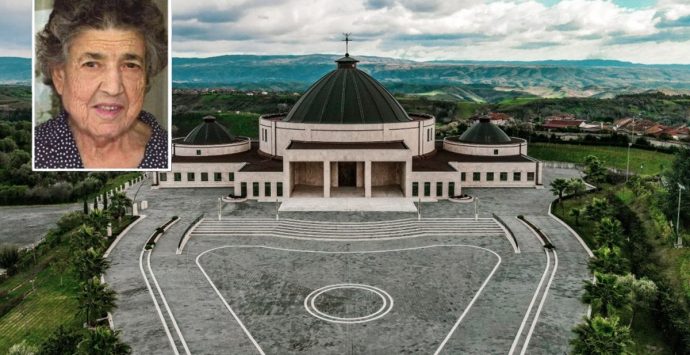 A Paravati l’apertura al culto della Chiesa di Natuzza: l’evento in diretta su IlVibonese