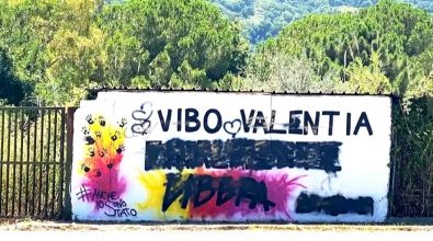 Murales imbrattato a Vibo Marina, anche la Pro loco esprime condanna