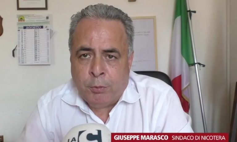 Mare sporco a Nicotera, il sindaco Marasco chiede il controllo con i droni – Video