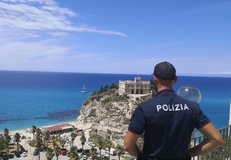 Droga a Tropea: un arresto e una denuncia