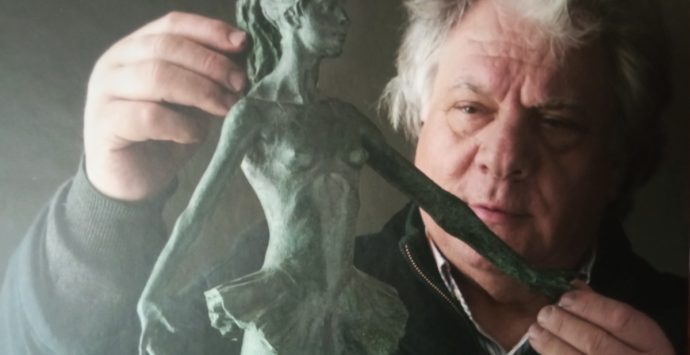 Zungri, domani l’inaugurazione della mostra scultorea del maestro Zappino