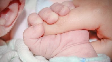 Covid, vaccino per bimbi dai 6 mesi ai 4 anni: l’ok del Ministero della Salute