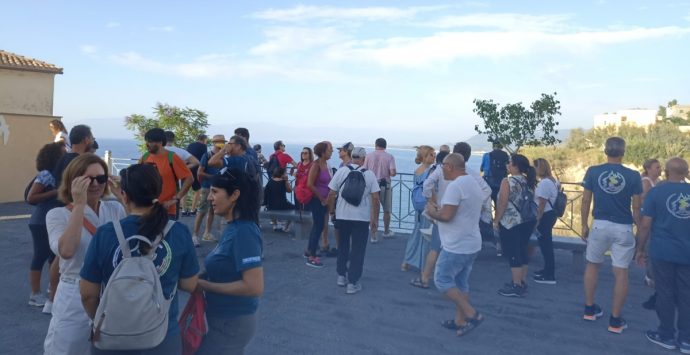 Kalabria Trekking fa tappa a Pizzo con un cammino tra i vicoli del centro storico