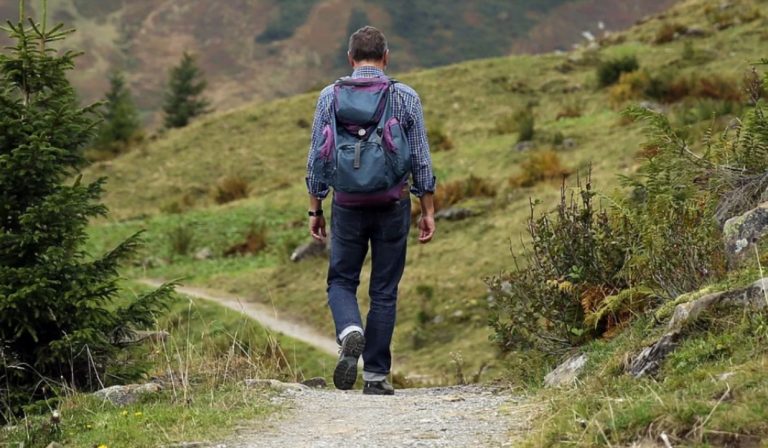 Approvata la legge sui cammini, Lo Schiavo: «Potrà aumentare l’offerta turistica»