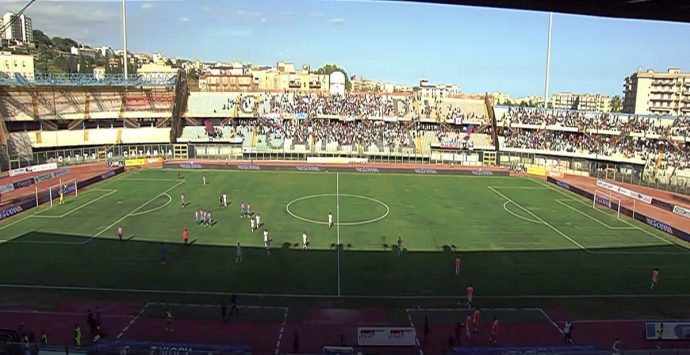 La Vibonese cade in Sicilia: il Catania si impone sui rossoblù con secco 3-0