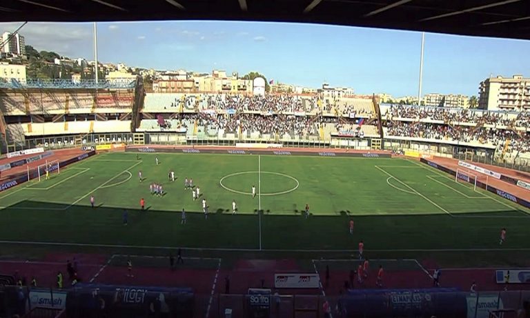 La Vibonese cade in Sicilia: il Catania si impone sui rossoblù con secco 3-0