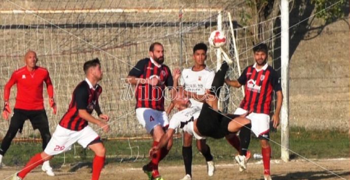 Il gesto acrobatico di Peppe Fanelli: un video da vedere e rivedere