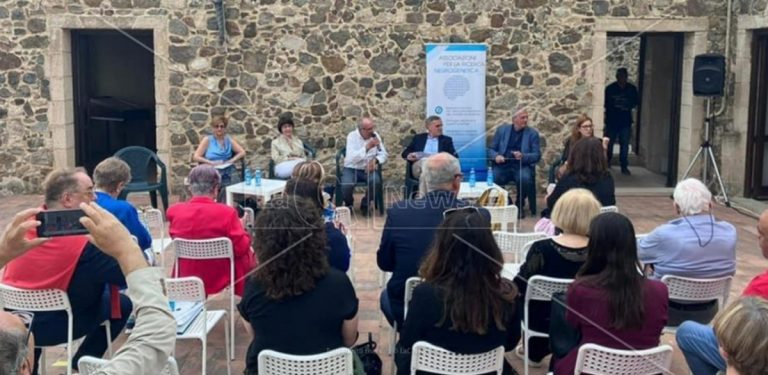 Pizzo, alla Tonnara al via il primo incontro di “Caffè Alzheimer”