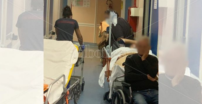 Ospedale di Vibo, dall’attesa in barella alla Tac rotta: l’odissea di un 85enne