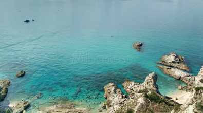 La leggenda di Donna Canfora e il mare turchese di Capo Vaticano cantati dagli Etno Pathos