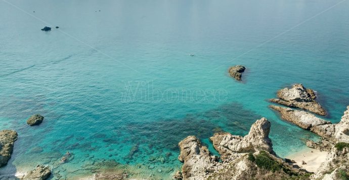 La leggenda di Donna Canfora e il mare turchese di Capo Vaticano cantati dagli Etno Pathos